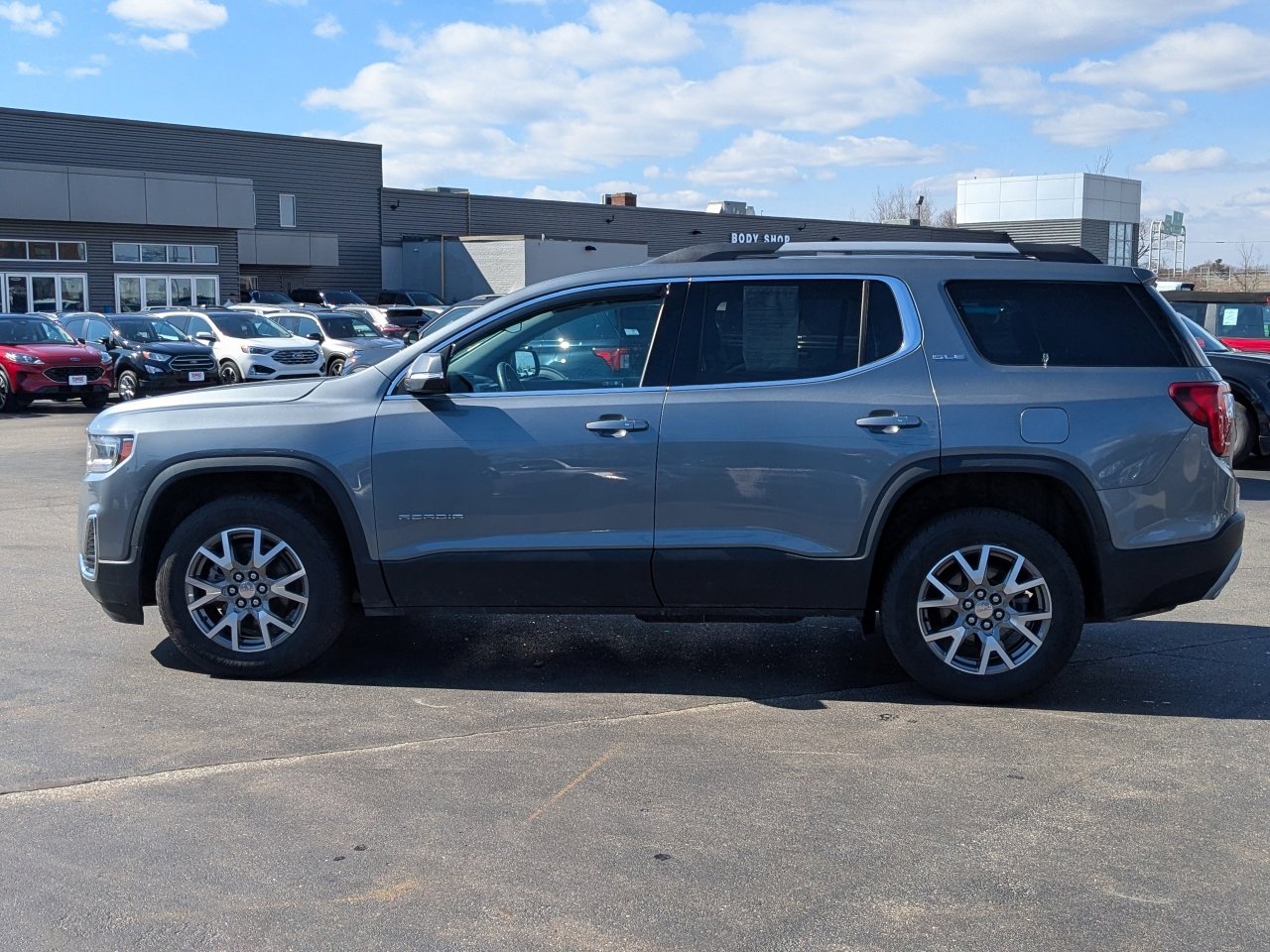 Used 2021 GMC Acadia SLE w/ Driver Convenience Package image 7