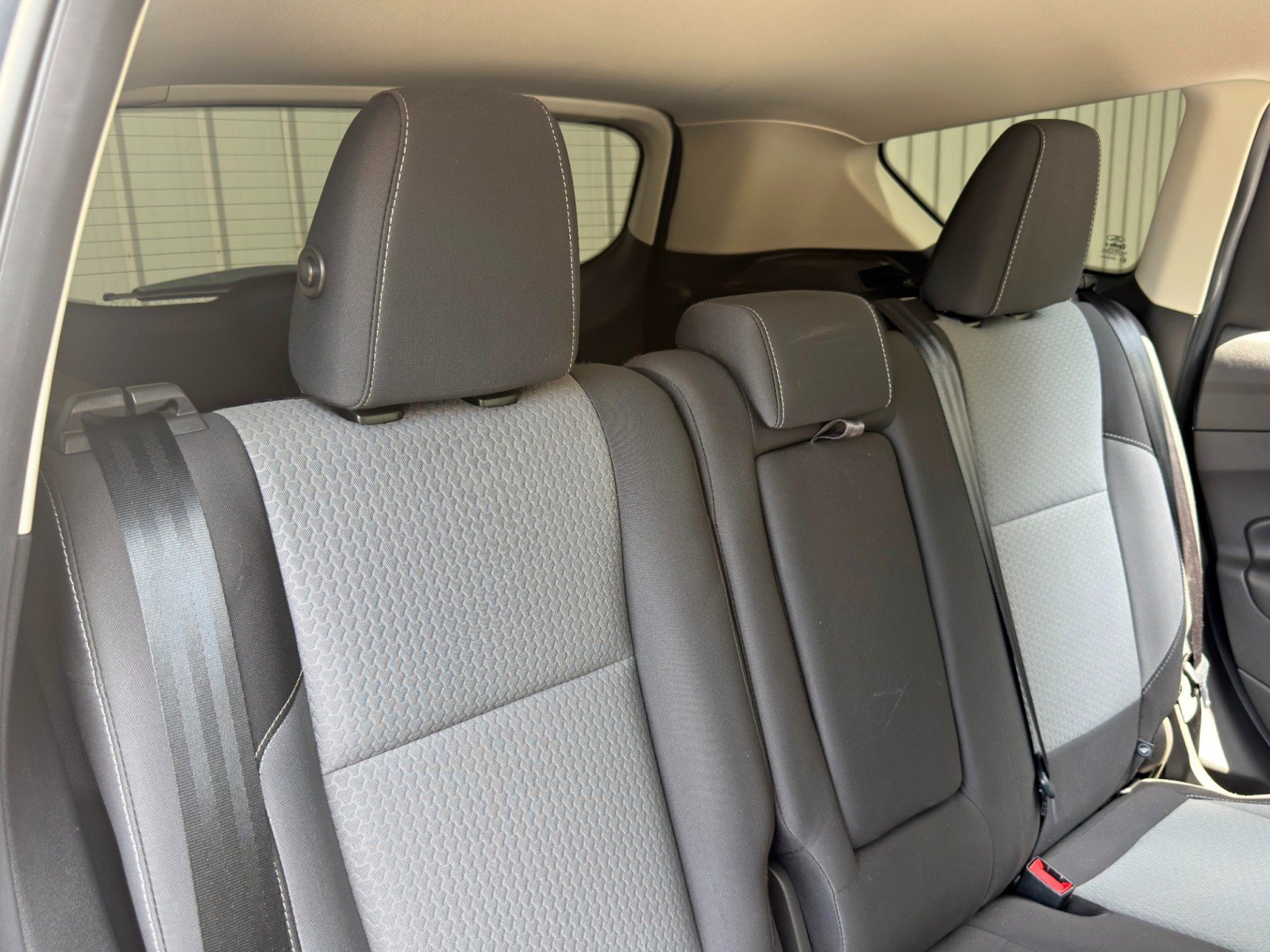 Used 2019 Ford Escape SE FWD image 32