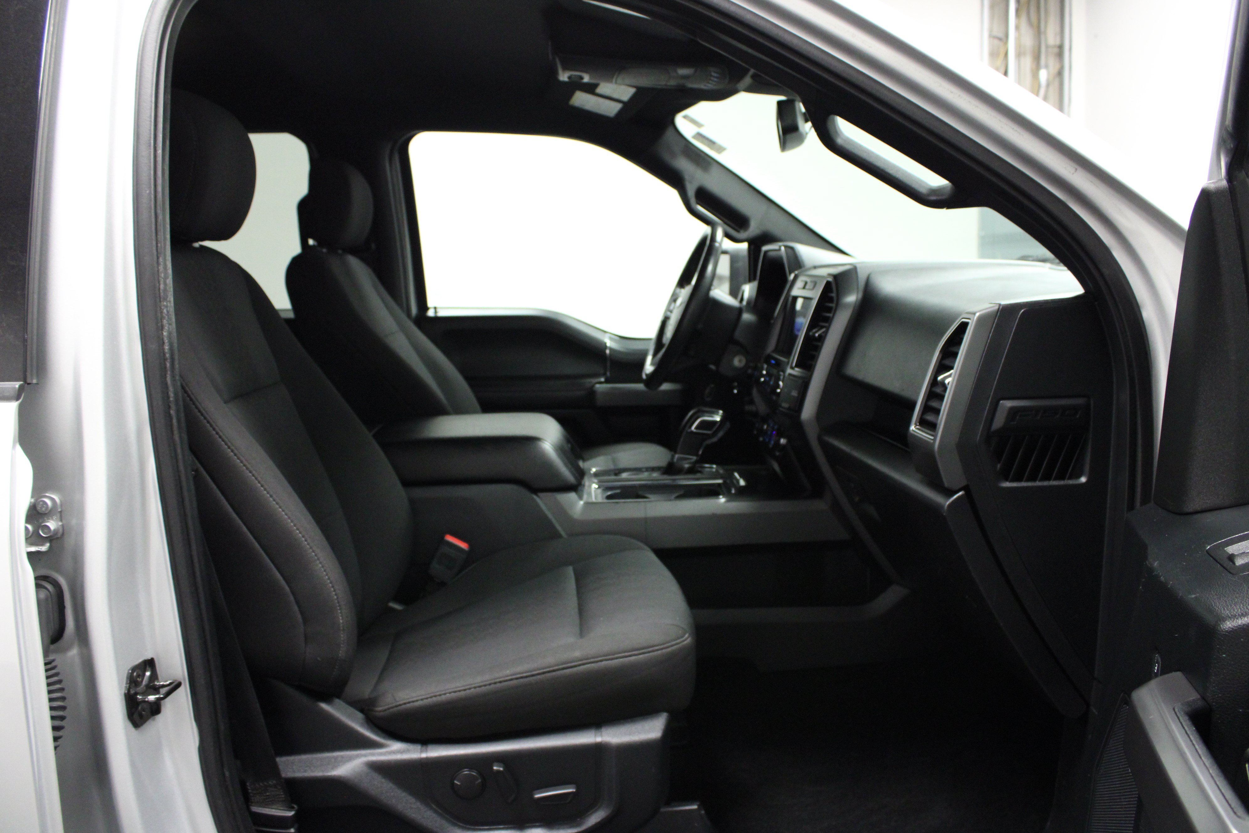 Used 2019 Ford F150 XLT w/ Equipment Group 302A Luxury RWD image 17
