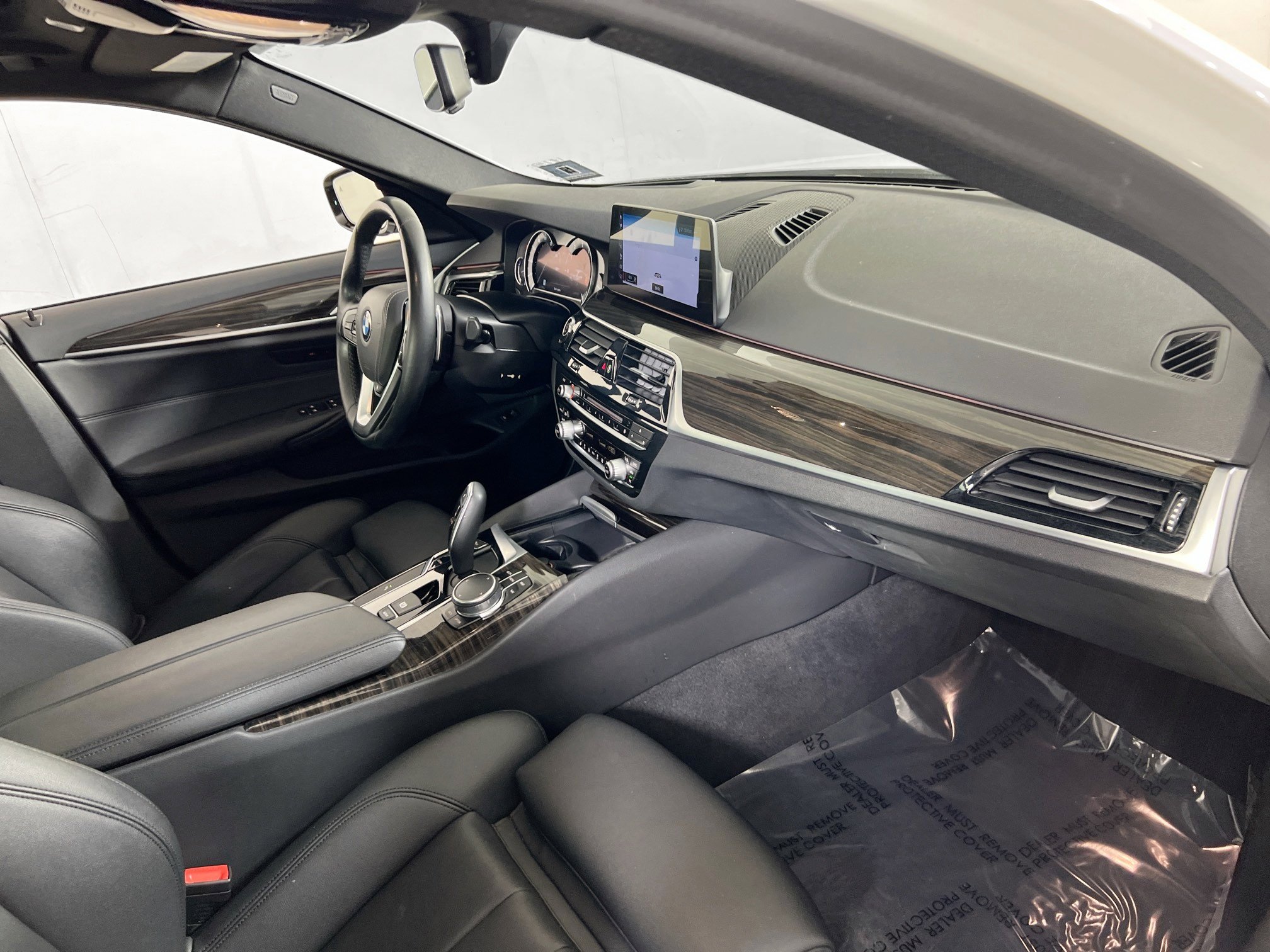 Used 2018 BMW 530i xDrive AWD/4WD image 29