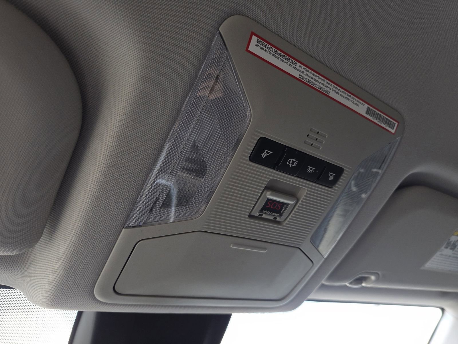 Used 2019 Toyota RAV4 LE image 29