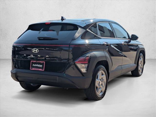 New 2027 Hyundai Kona SE FWD image 2