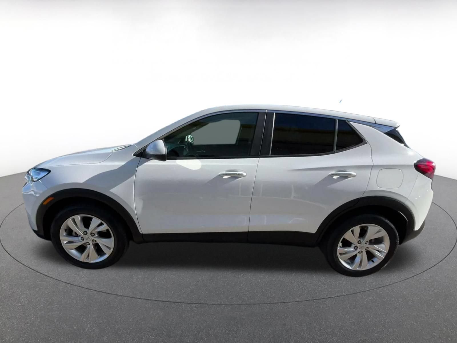 Used 2025 Buick Encore GX Preferred FWD image 8