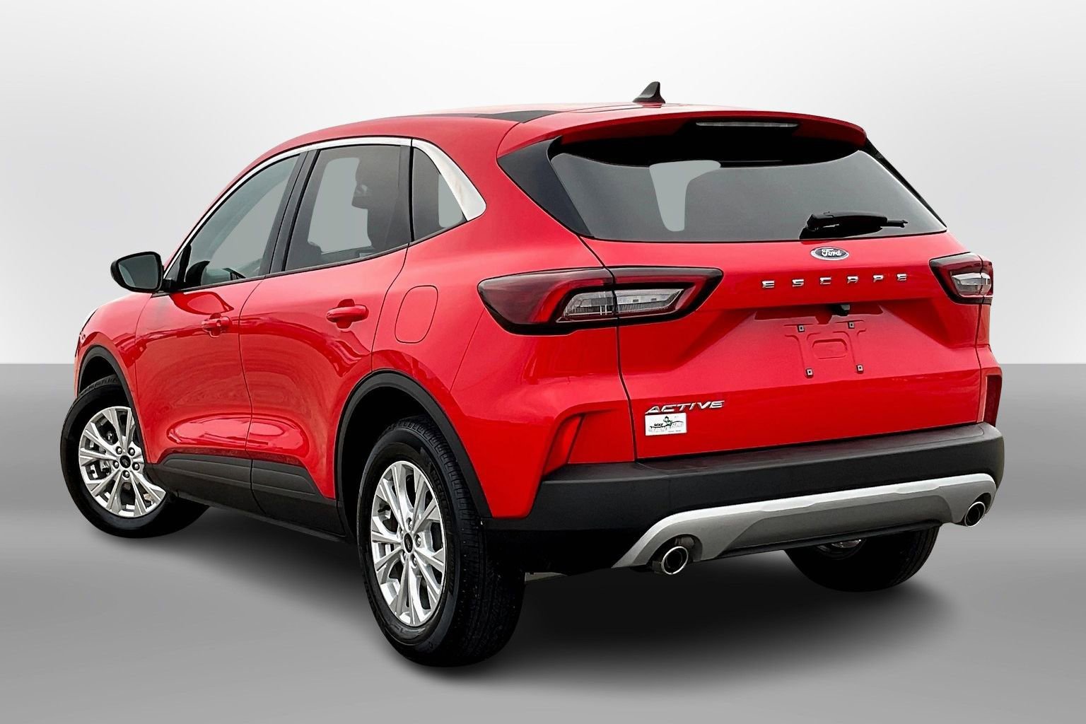 Used 2024 Ford Escape Active w/ Cold Weather Package image 10