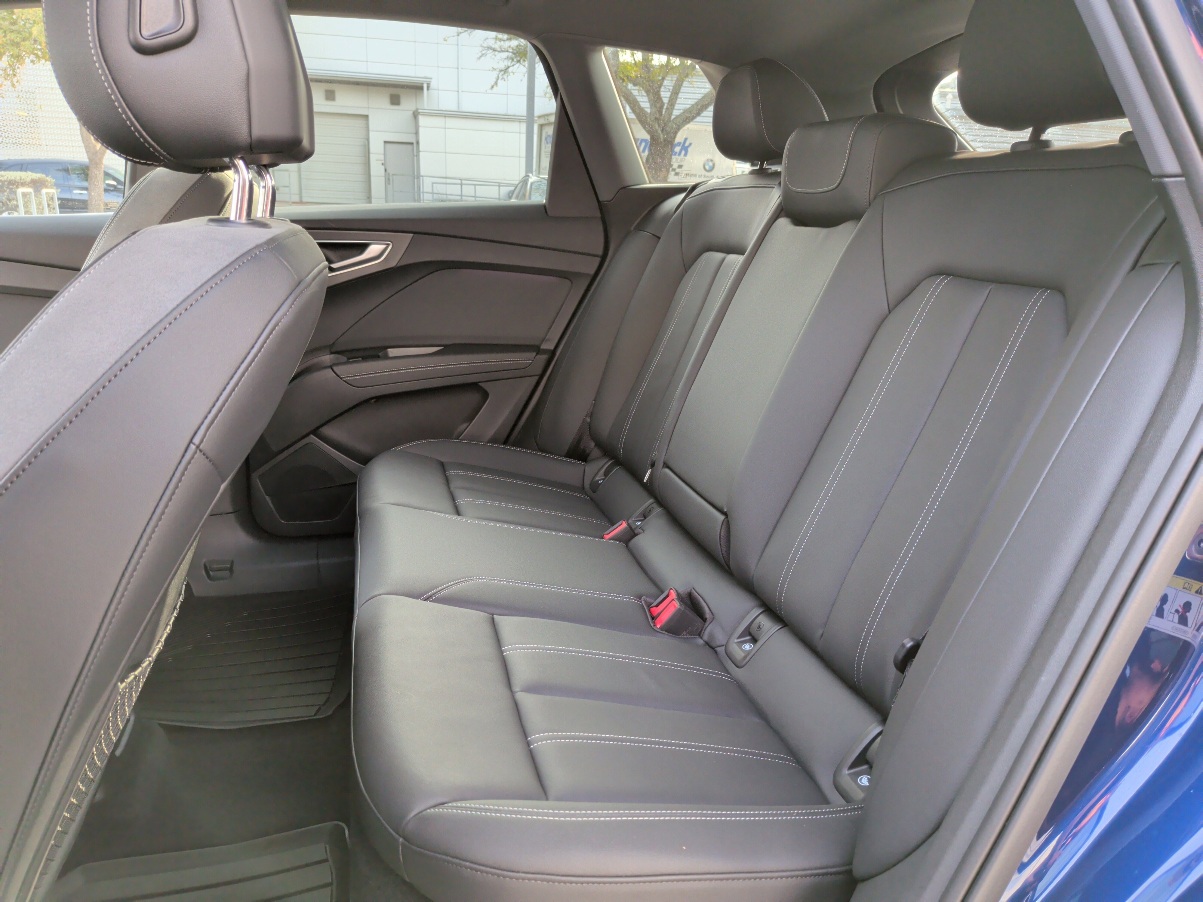 Certified 2023 Audi Q4 e-tron Premium Plus image 32