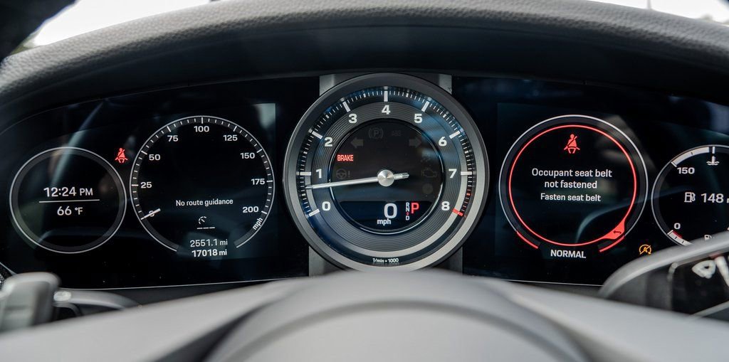 Used 2024 Porsche 911 Carrera image 9