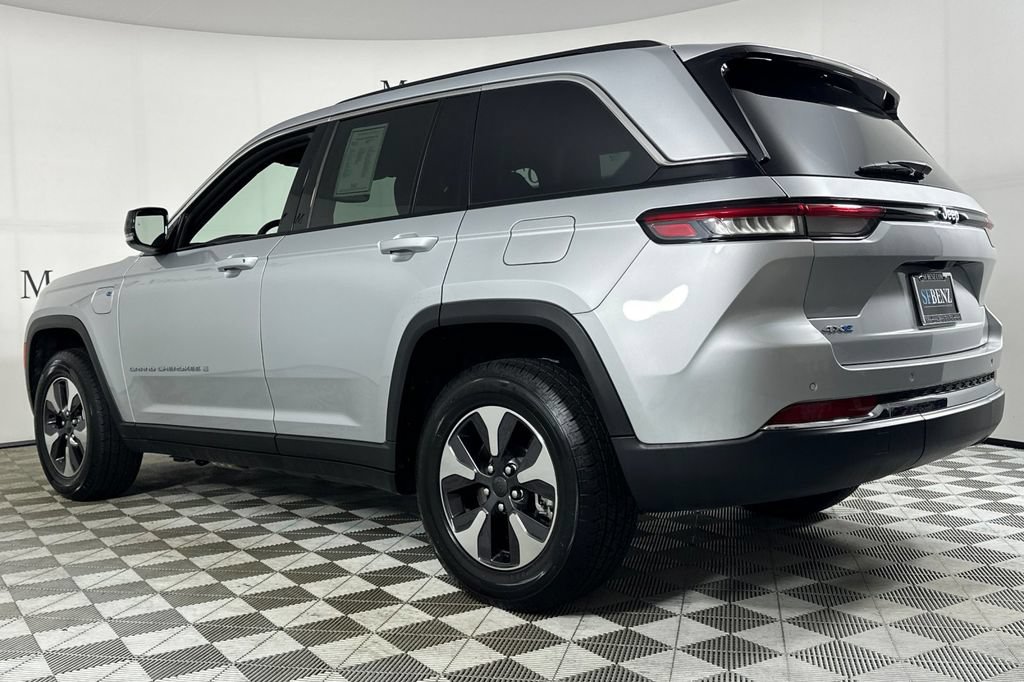 Used 2024 Jeep Grand Cherokee Limited 4xe AWD/4WD image 6