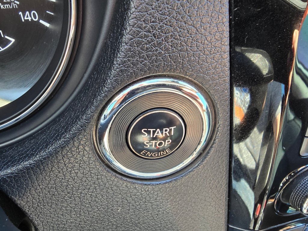Used 2019 Nissan Rogue SL FWD image 7