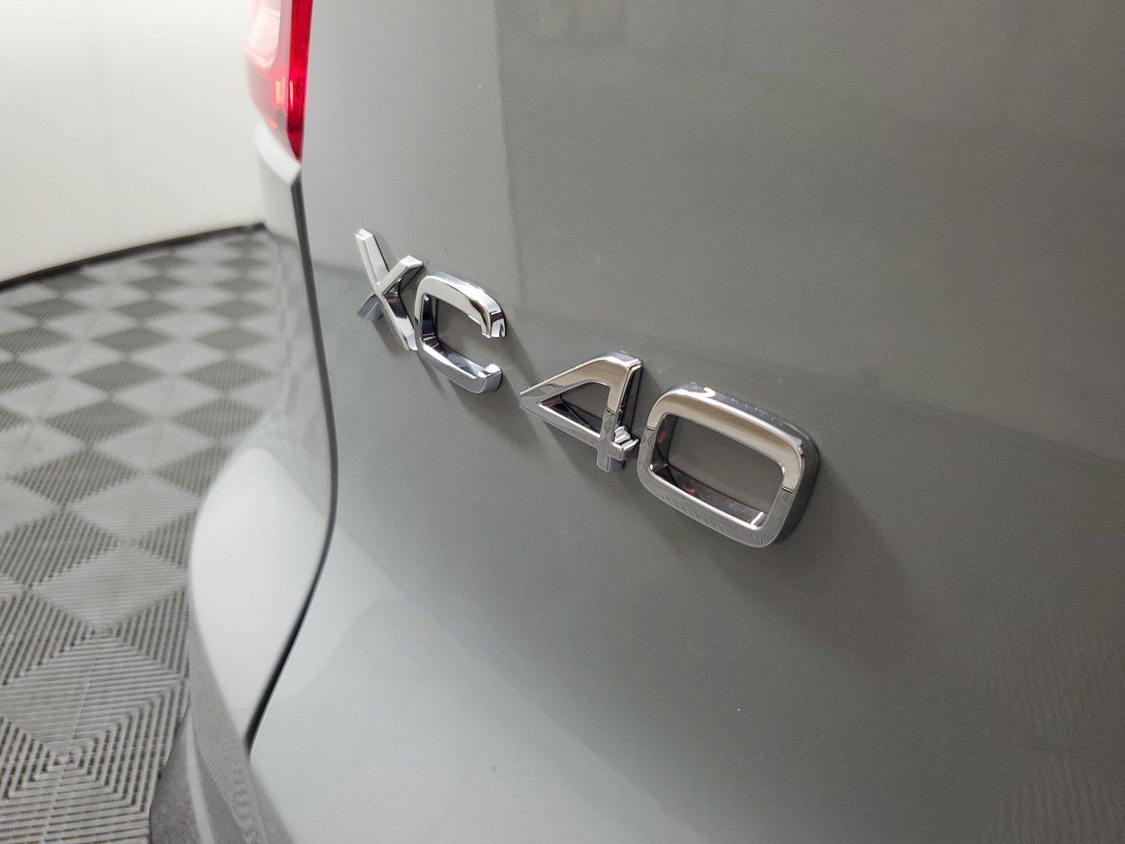 New 2026 Volvo XC40 B5 Plus w/ Protection Package Premier AWD/4WD image 8