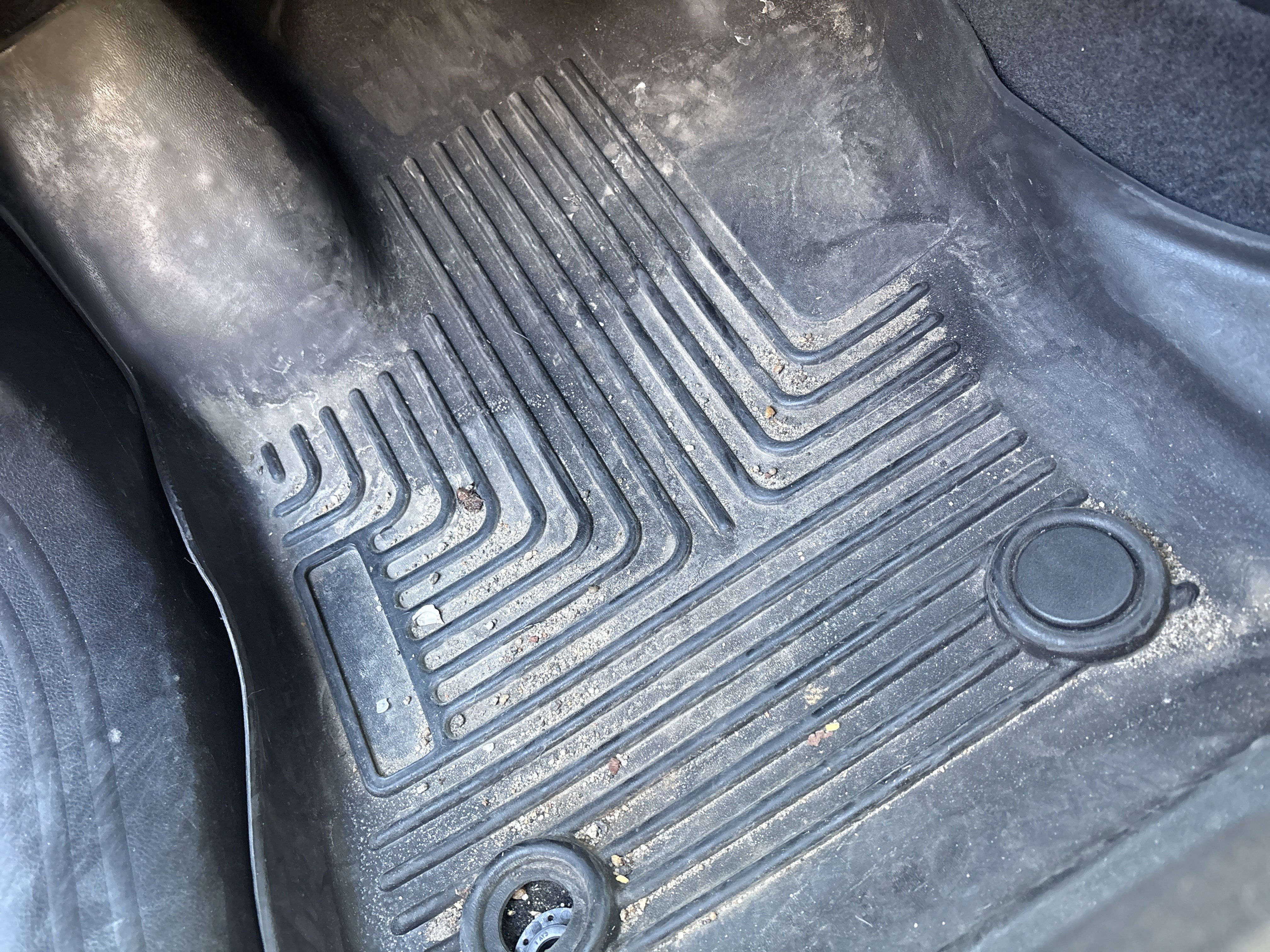 Used 2018 Jeep Compass Sport image 16