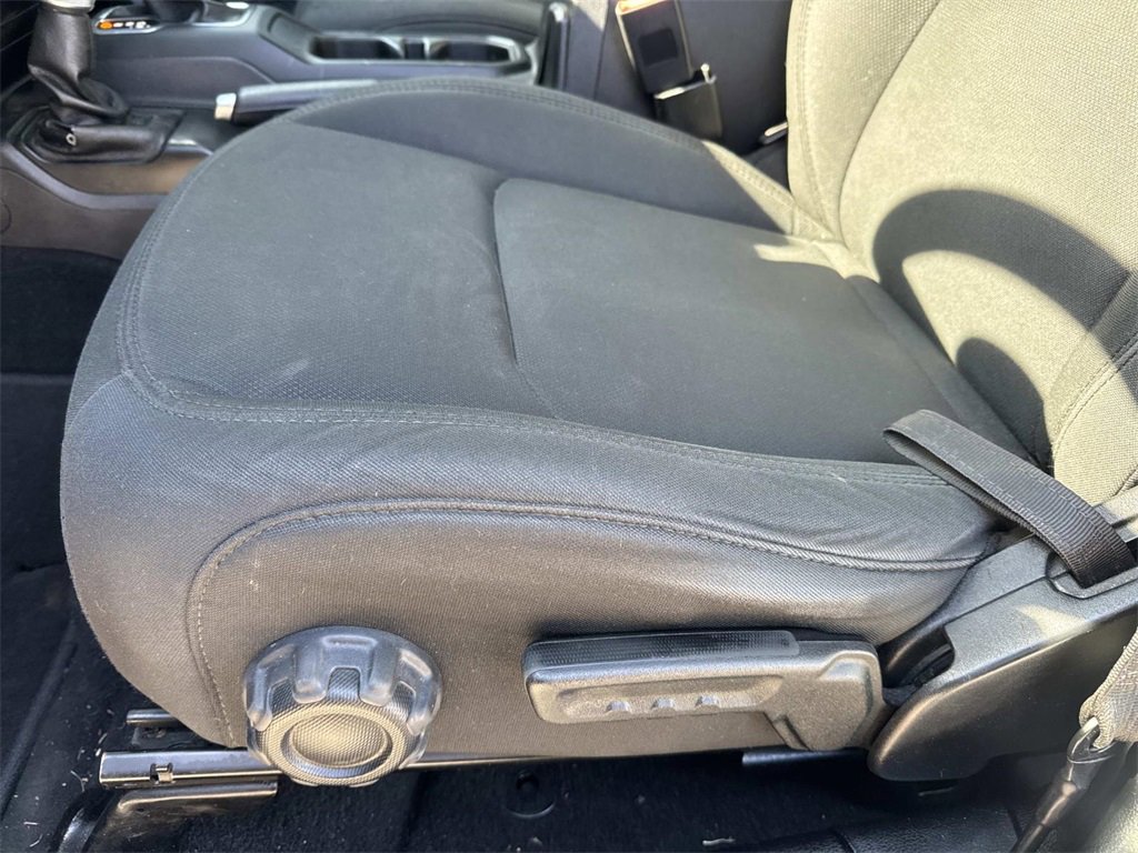Used 2020 Jeep Wrangler Unlimited Sport S image 18