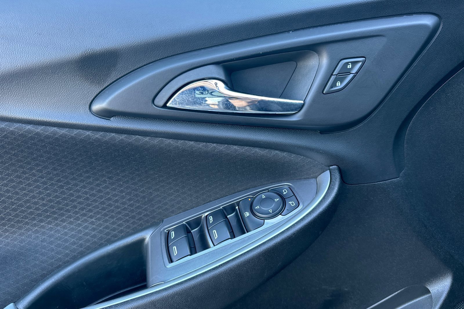 Used 2023 Chevrolet Malibu LT image 11