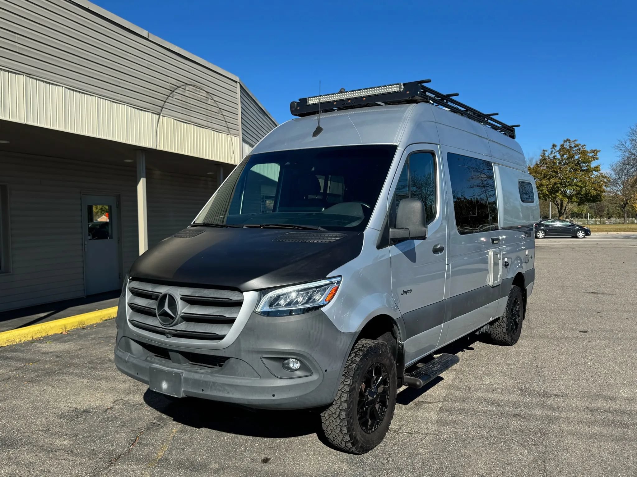 Used 2022 Mercedes-Benz Sprinter 2500 image 1