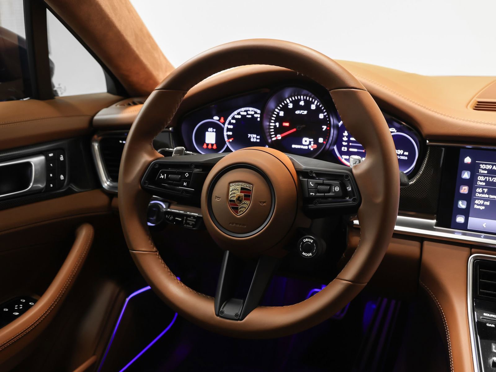 Used 2023 Porsche Panamera GTS image 45