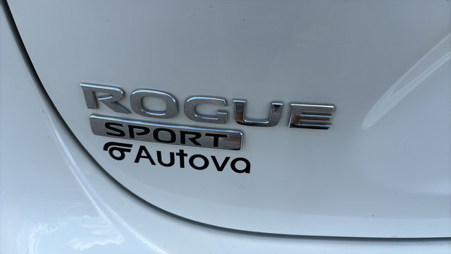 Used 2021 Nissan Rogue Sport SL w/ Premium Package AWD/4WD image 31