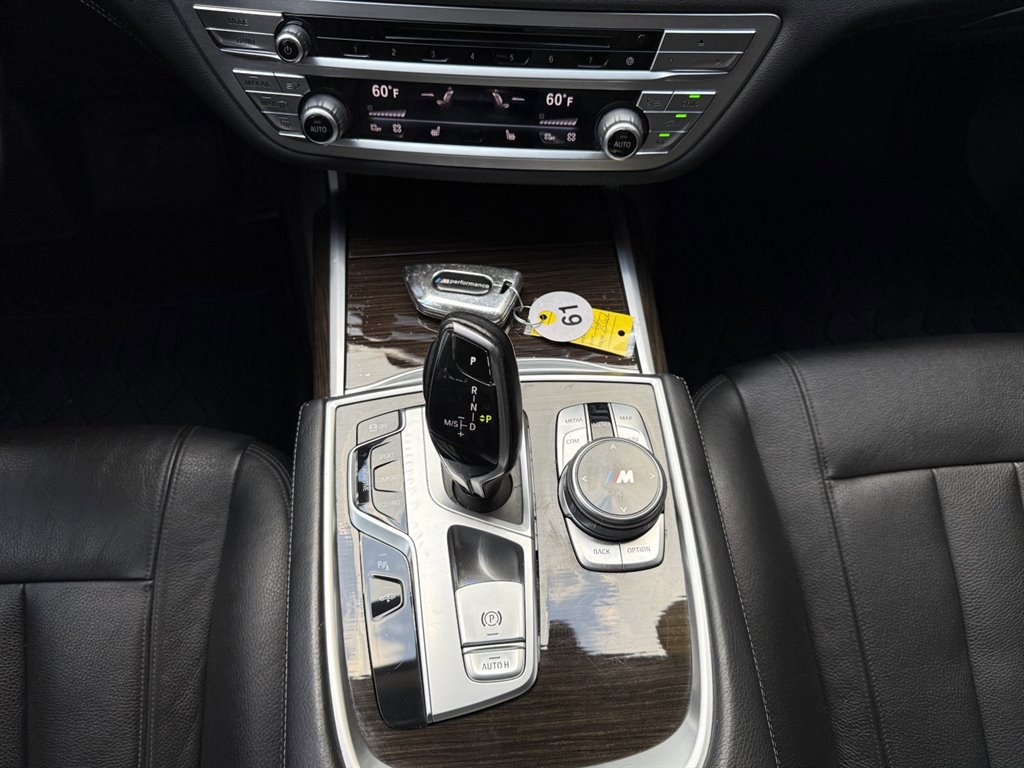 Used 2018 BMW 740i RWD image 28