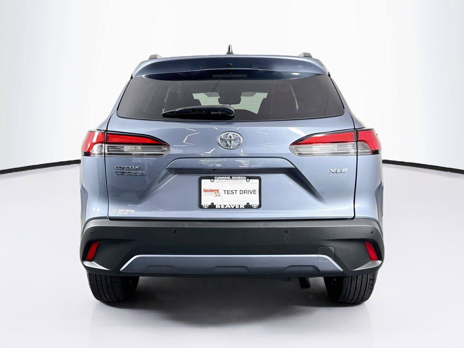 Used 2026 Toyota Corolla Cross XLE w/ Convenience Package FWD image 12