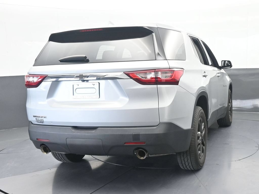 Used 2020 Chevrolet Traverse LS FWD image 5