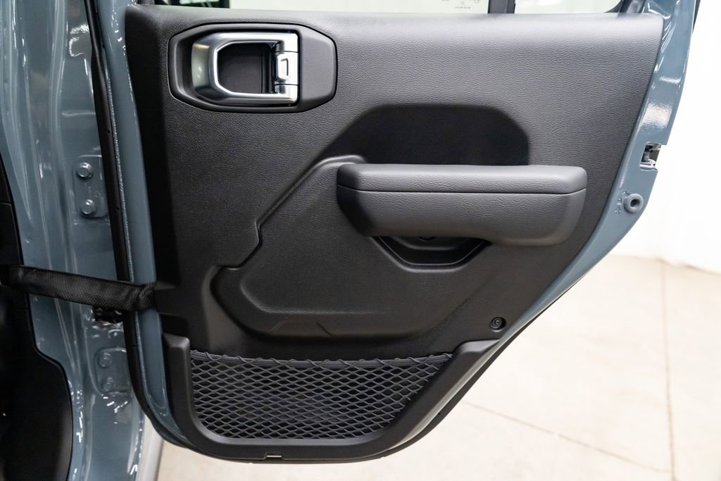 New 2026 Jeep Gladiator Mojave AWD/4WD image 30