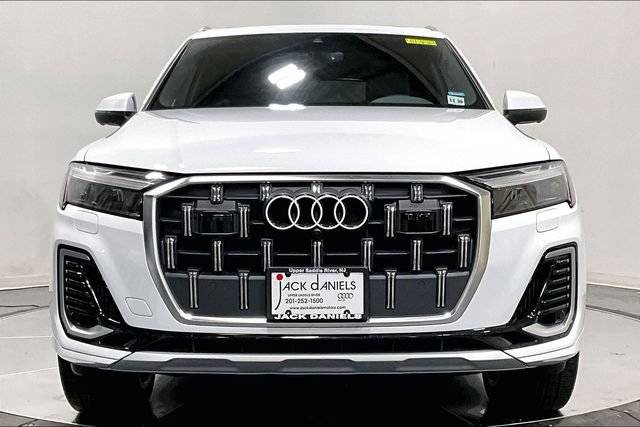 Used 2025 Audi Q7 3.0T Premium Plus w/ Premium Plus Package AWD/4WD image 2