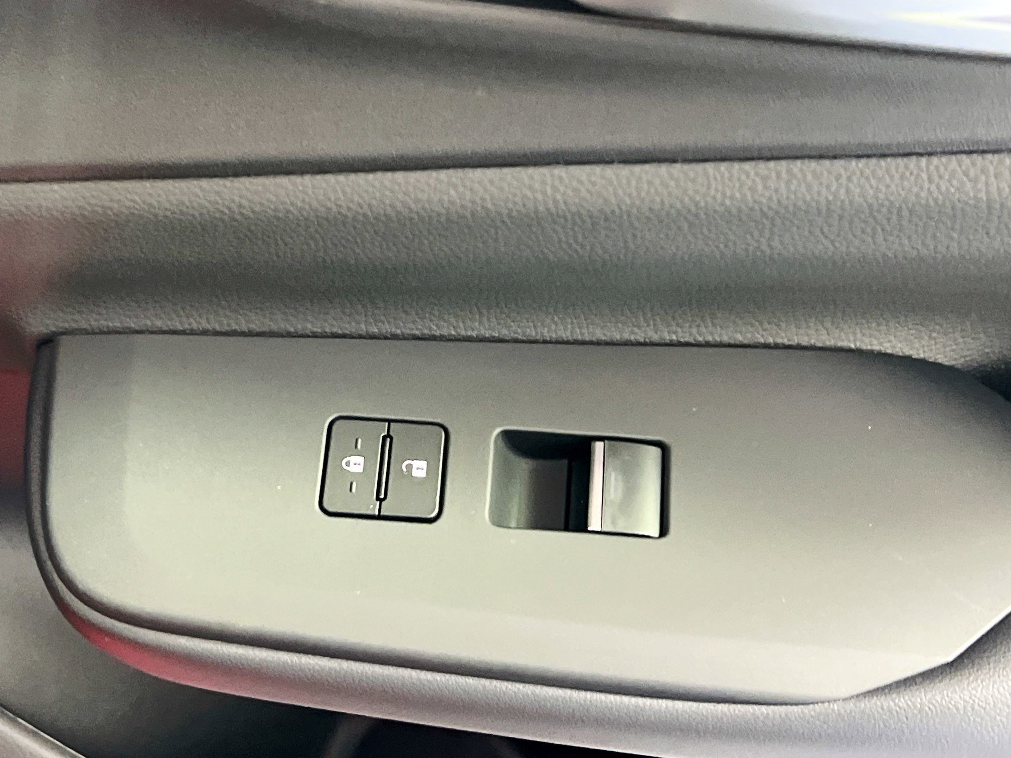 New 2026 Toyota Prius Plug-In Hybrid image 32