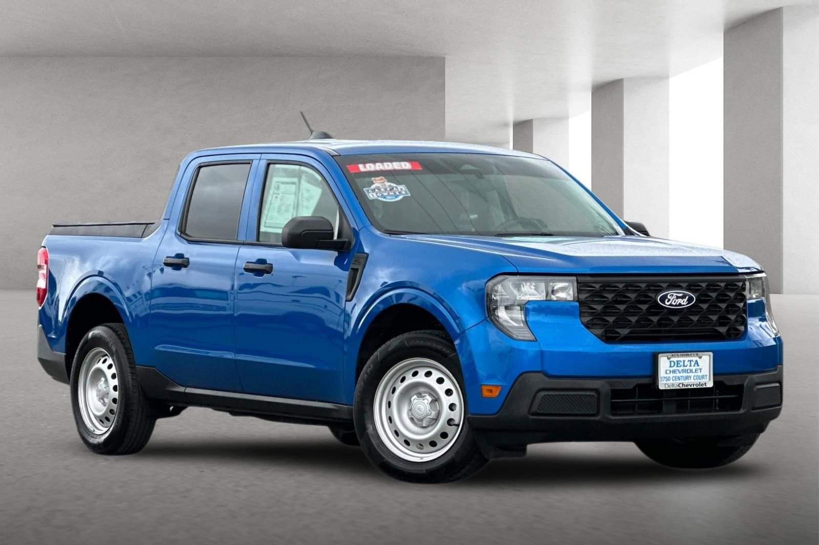 Used 2025 Ford Maverick XL image 1