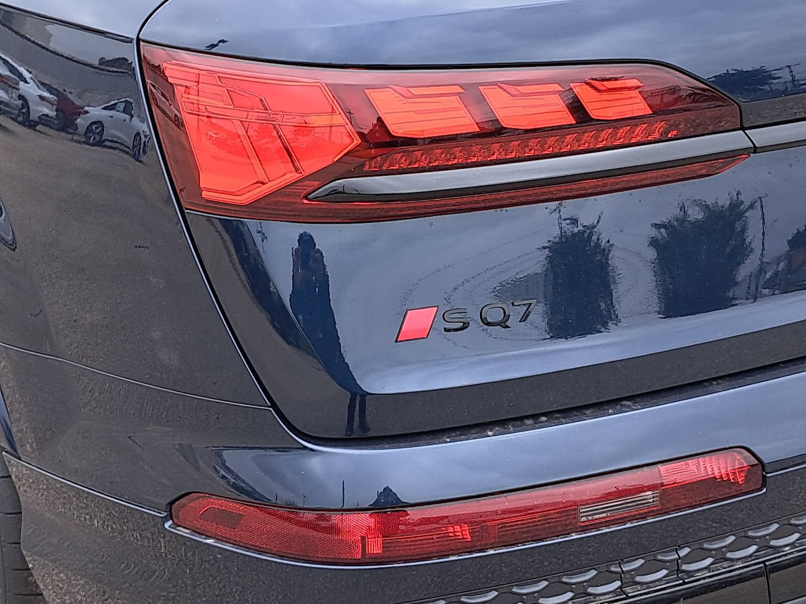 New 2026 Audi SQ7 Prestige AWD/4WD image 38