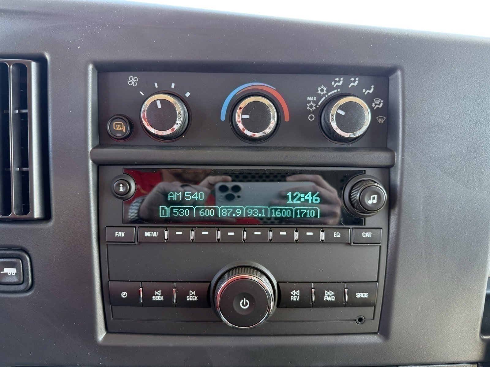 New 2025 Chevrolet Express 2500 w/ Driver Convenience Package image 24