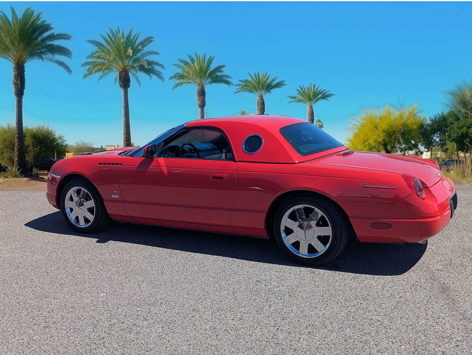 Used 2003 Ford Thunderbird image 3