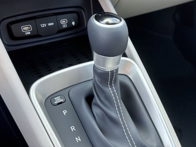 New 2026 Hyundai Venue SEL FWD image 26