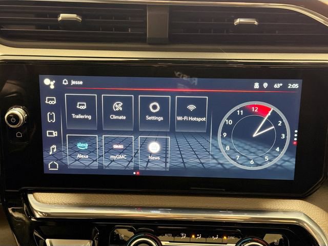 Used 2025 GMC Sierra 3500 Denali w/ Denali Reserve Package AWD/4WD image 15