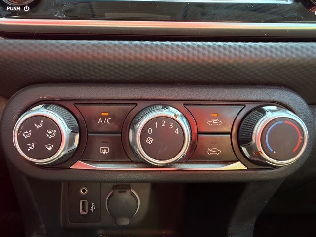 Certified 2022 Nissan Kicks S FWD image 27