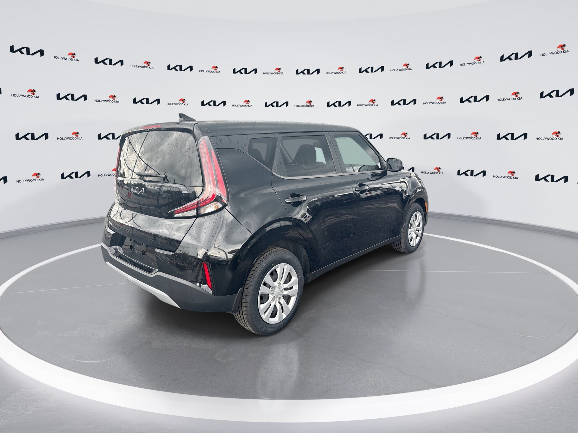 Used 2024 Kia Soul LX FWD image 8