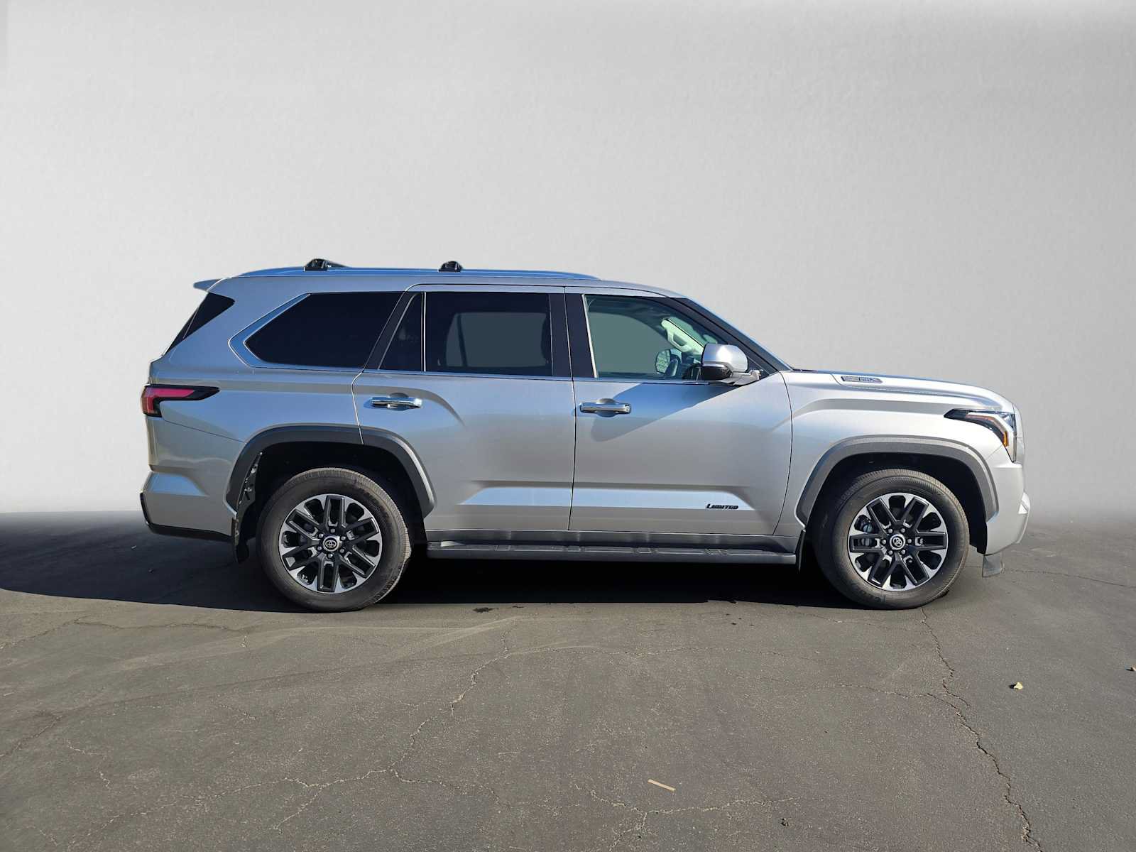 Certified 2024 Toyota Sequoia Limited AWD/4WD image 2