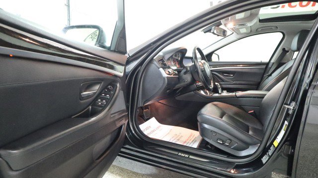 Used 2011 BMW 535i xDrive Sedan AWD/4WD image 9