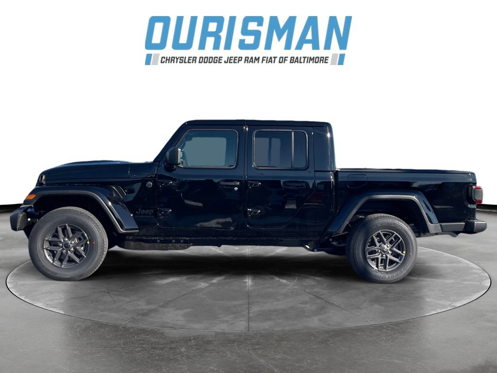New 2026 Jeep Gladiator Sport AWD/4WD image 3