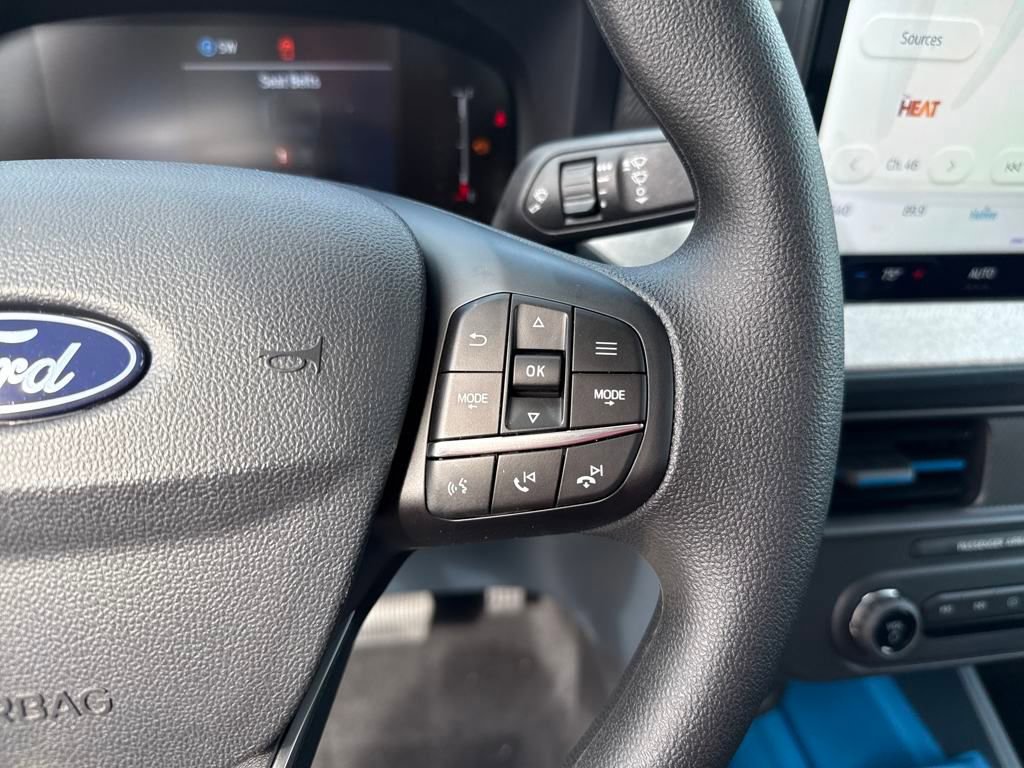 New 2025 Ford Maverick XLT image 16