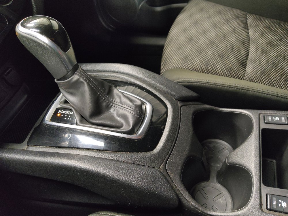 Used 2021 Nissan Rogue Sport SV FWD image 26