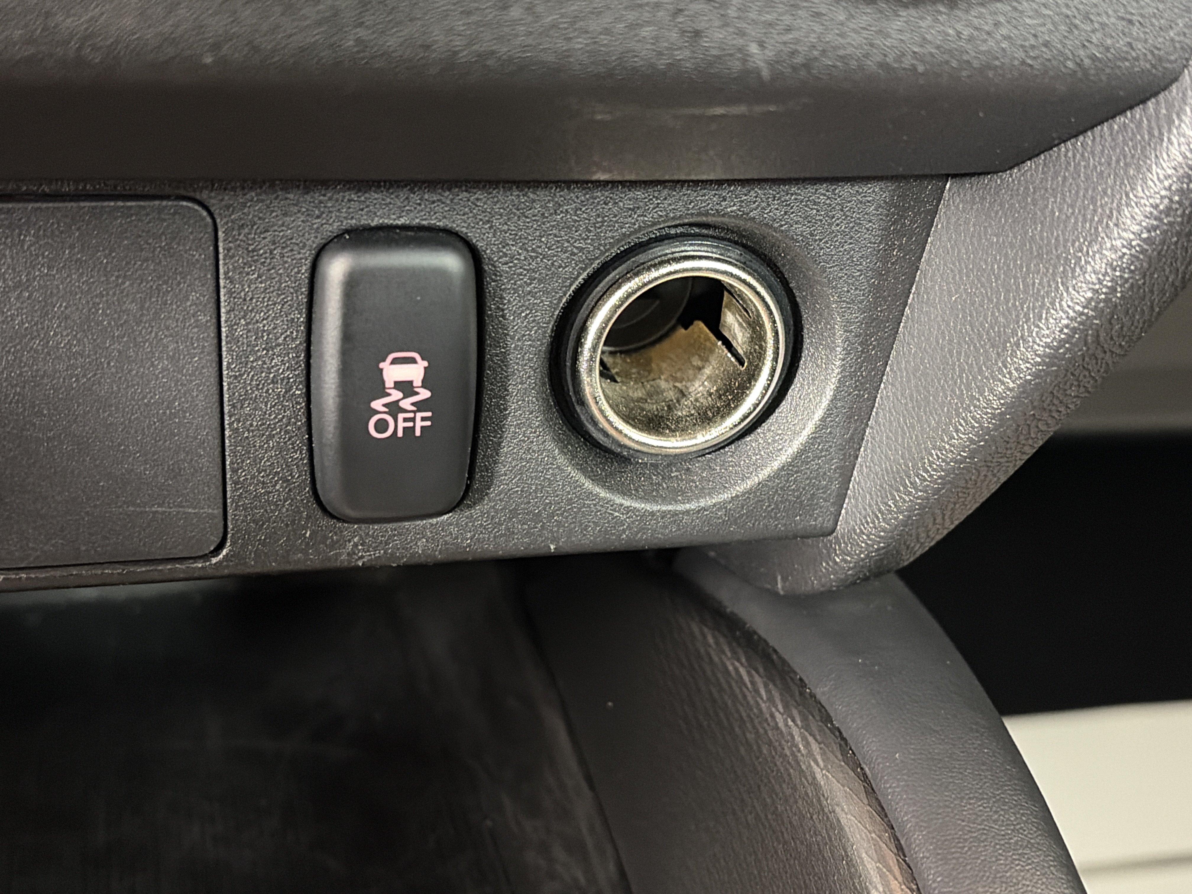 Used 2025 Mitsubishi Outlander Sport AWD image 21