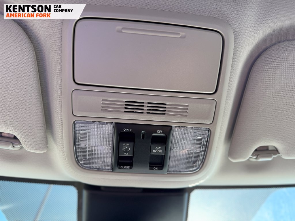 Used 2025 Honda Odyssey EX-L image 29