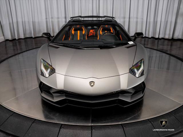 Used 2019 Lamborghini Aventador S AWD/4WD image 7
