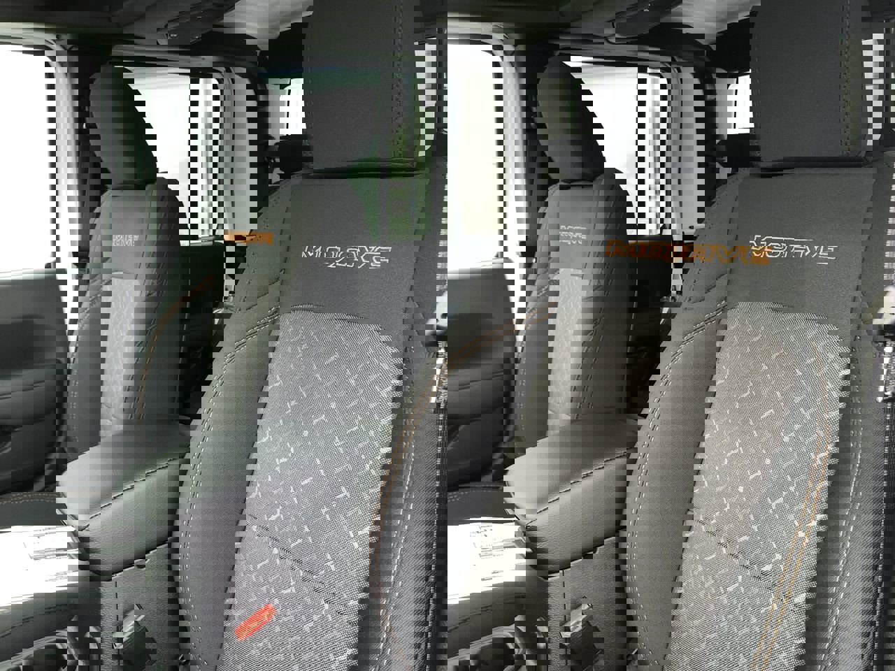 New 2026 Jeep Gladiator Mojave image 13