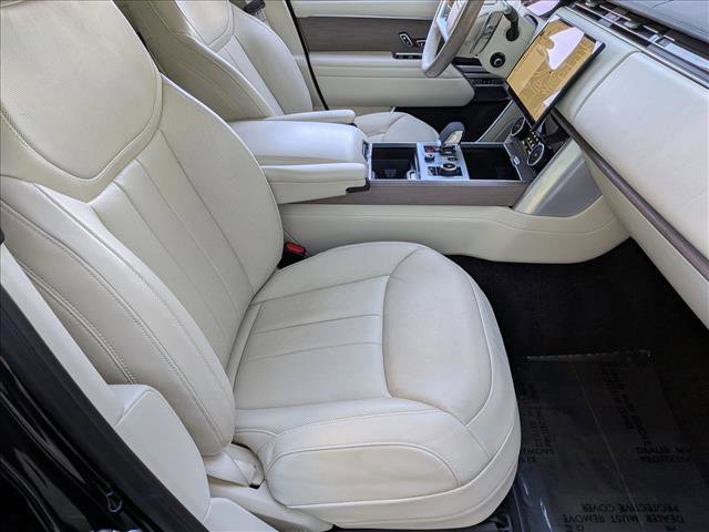Used 2023 Land Rover Range Rover SE image 22