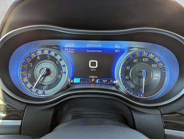 Used 2023 Chrysler 300 Touring w/ Sport Appearance Package image 14