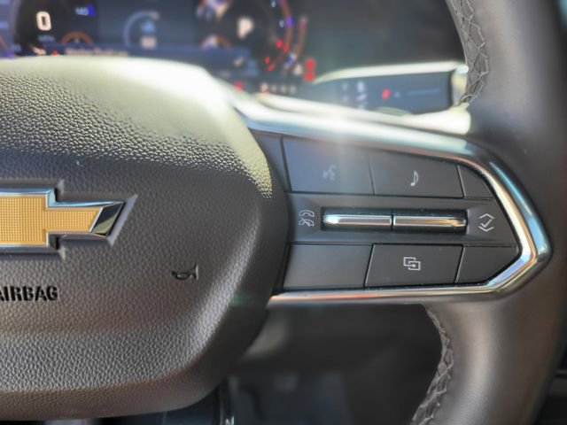 Used 2025 Chevrolet Suburban LS image 24