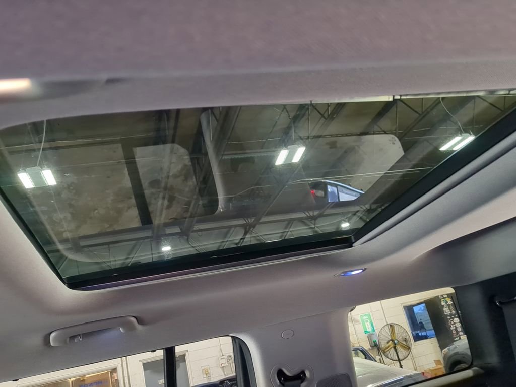 New 2025 Hyundai Santa Fe Limited image 46