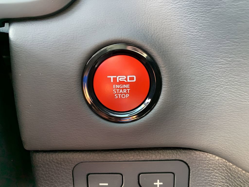 New 2025 Toyota Tundra Platinum image 24