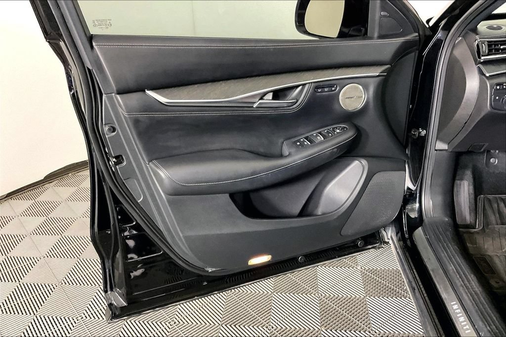 Used 2023 INFINITI QX55 Sensory w/ Lighting Package AWD/4WD image 23