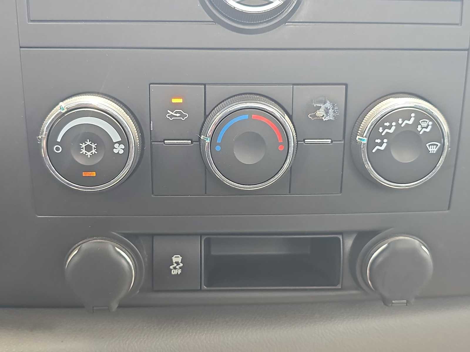 Used 2013 Chevrolet Silverado 1500 W/T image 17