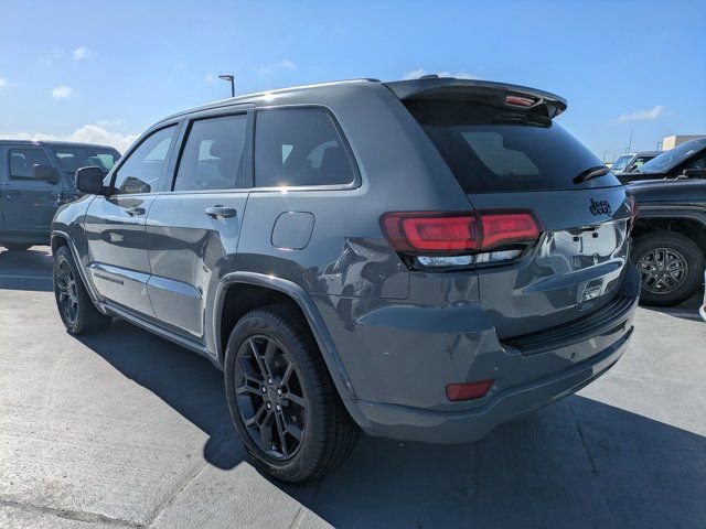 Used 2020 Jeep Grand Cherokee Altitude image 5